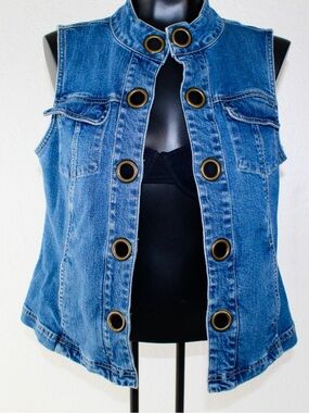 AMI Size Small Classic Blue Denim Vest with Grommet Detail 4 pockets, Y2K, Cotto